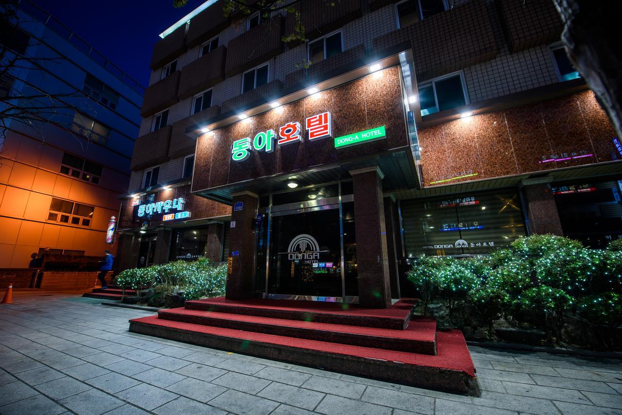 Gangneung Donga Hotel מראה חיצוני תמונה